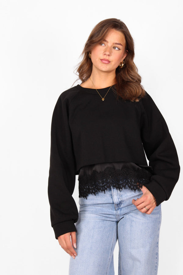 LACE SWEATER