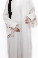 LACE ELEGANCE DRESS