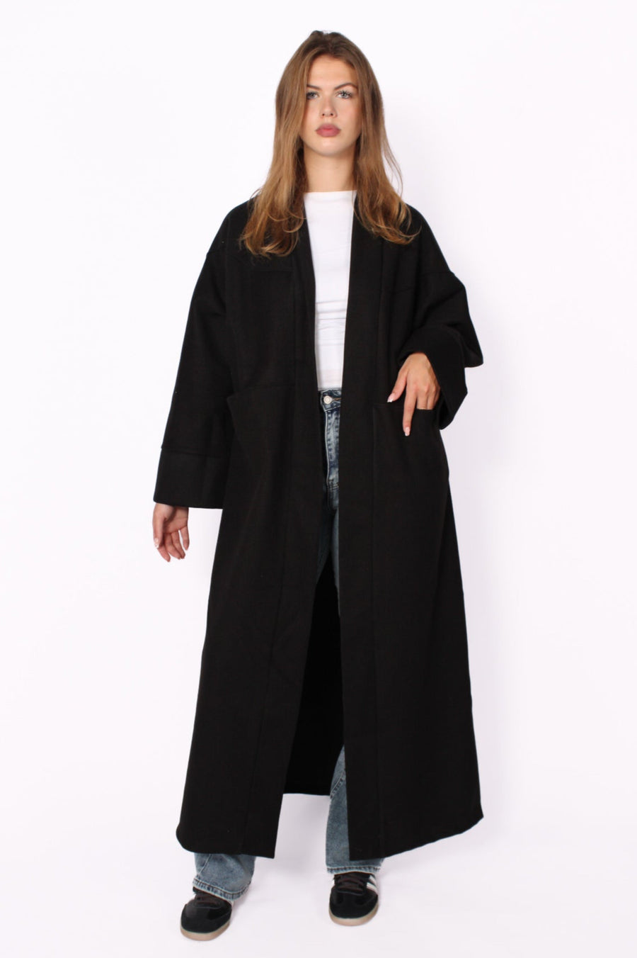 “TALL” NYLA KIMONO - BLACK