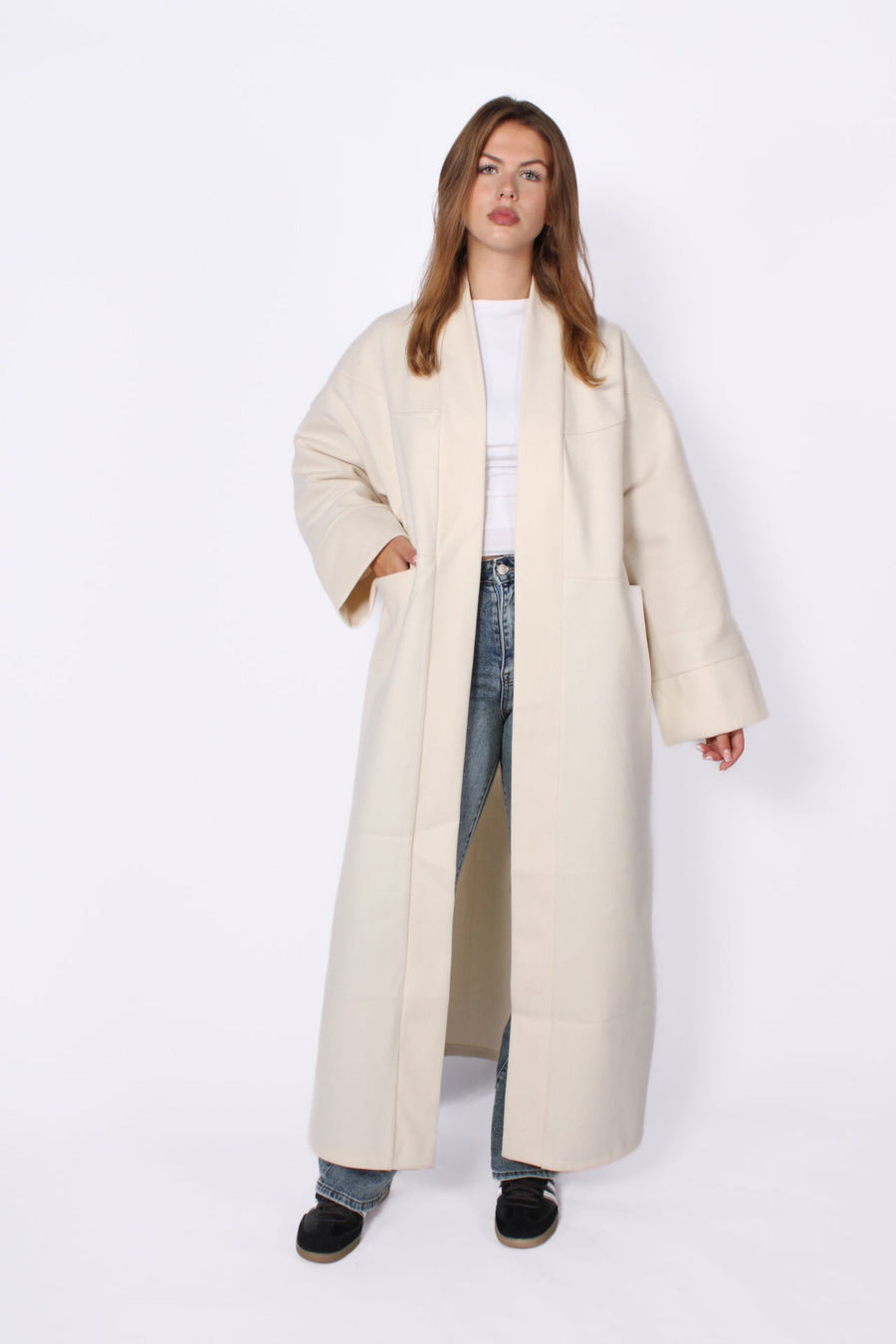 “TALL'' NYLA KIMONO - BEIGE