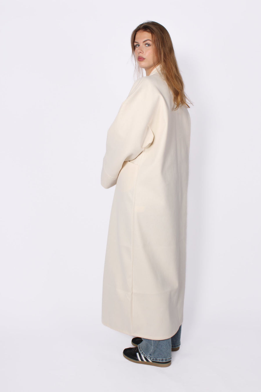 “TALL'' NYLA KIMONO - BEIGE