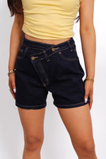 SECOND CHANCE SHORT 8027 - DARK DENIM